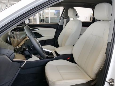 New 2025 Audi Q5 Premium image 10