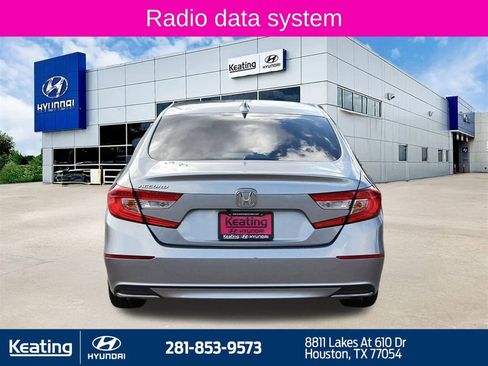 Used 2019 Honda Accord EX image 5