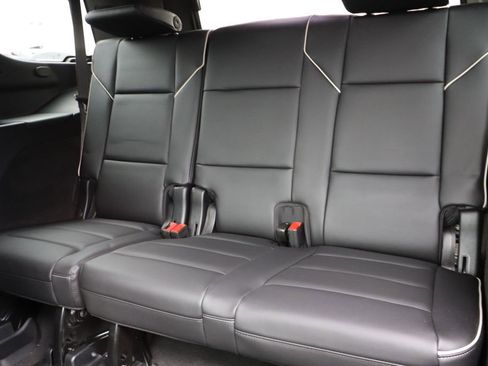 Used 2024 Cadillac Escalade Premium Luxury image 52