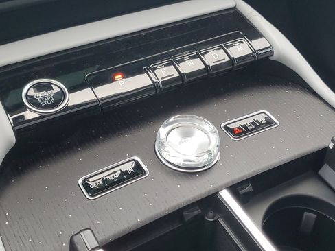 New 2025 Lincoln Navigator L Black Label image 25