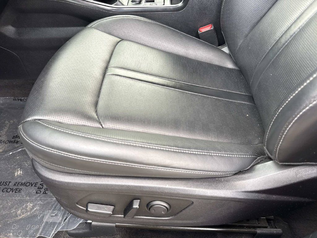 Used 2024 Kia Sorento S FWD image 25