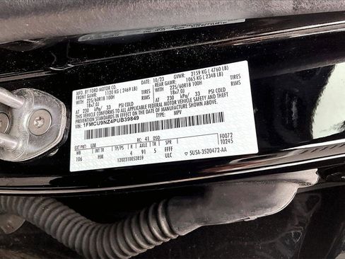 Certified 2023 Ford Escape ST-Line Select w/ Tech Pack #2 image 31