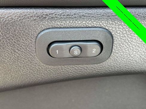 Used 2016 Jeep Grand Cherokee Limited AWD/4WD image 12