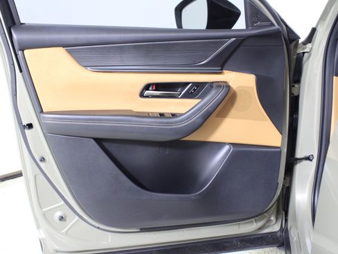 Used 2025 MAZDA CX-70 3.3 Turbo S w/ Premium Plus image 23