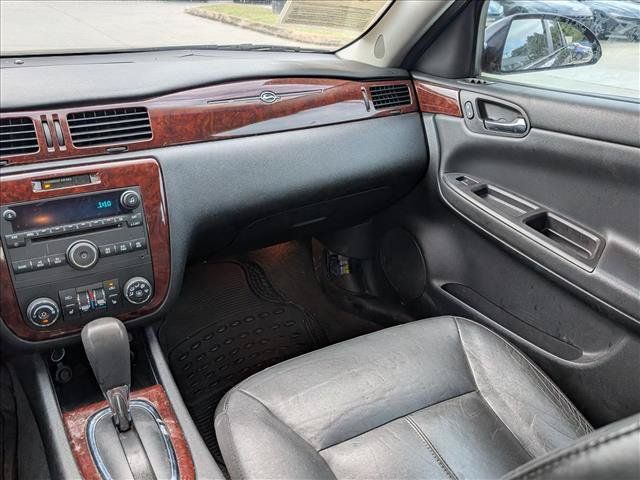 Used 2008 Chevrolet Impala LT w/ Luxury Edition Package FWD image 18