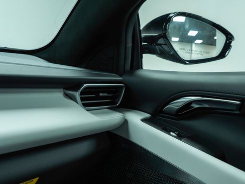 New 2026 Lotus Emira SE image 33