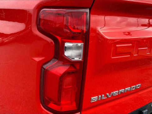 Used 2023 Chevrolet Silverado 1500 ZR2 AWD/4WD image 27