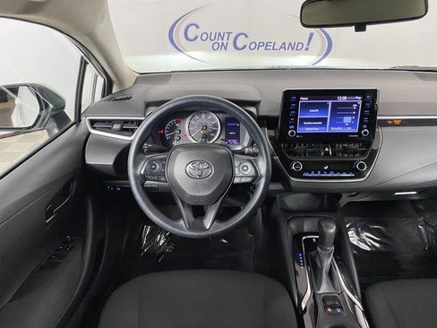 Certified 2022 Toyota Corolla LE image 17