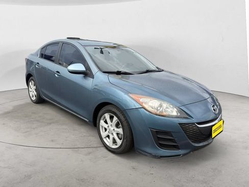 Used 2010 MAZDA MAZDA3 i Touring FWD image 3