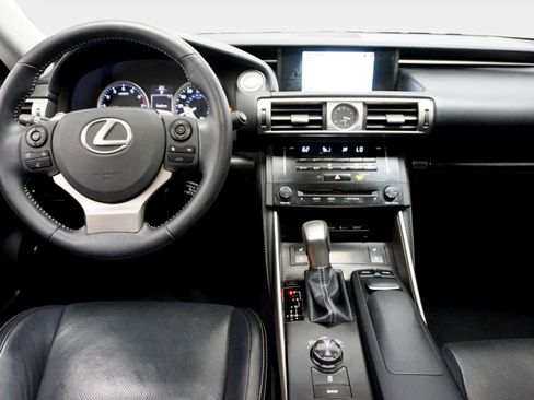 Used 2014 Lexus IS 250 RWD image 19