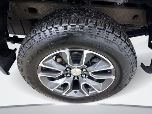 Used 2024 Chevrolet Silverado 1500 LT image 20