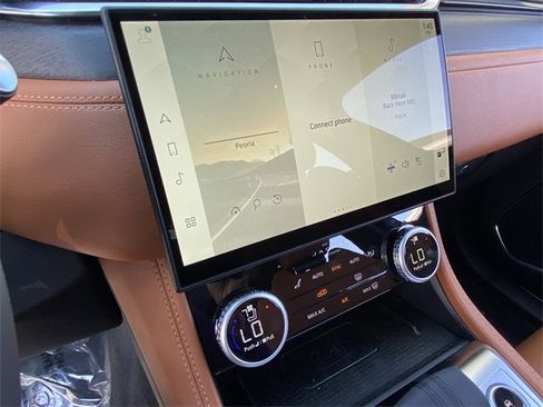 New 2025 Jaguar F-PACE R-Dynamic S image 8