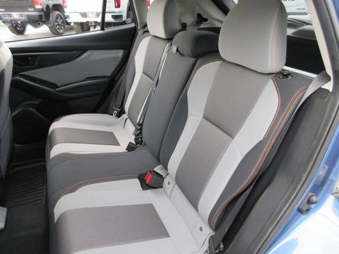 Used 2019 Subaru Crosstrek 2.0i Premium AWD/4WD image 16