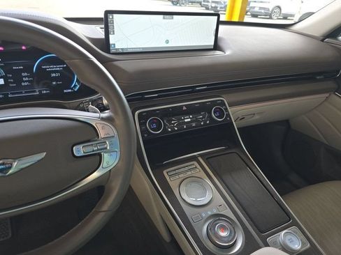 Used 2022 Genesis GV80 2.5T w/ Prestige Package 04 AWD/4WD image 7