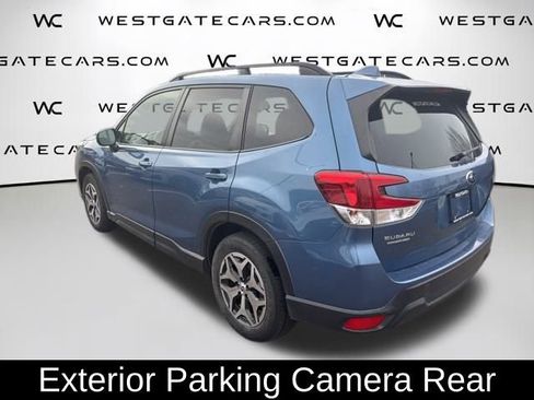 Used 2021 Subaru Forester Premium image 13