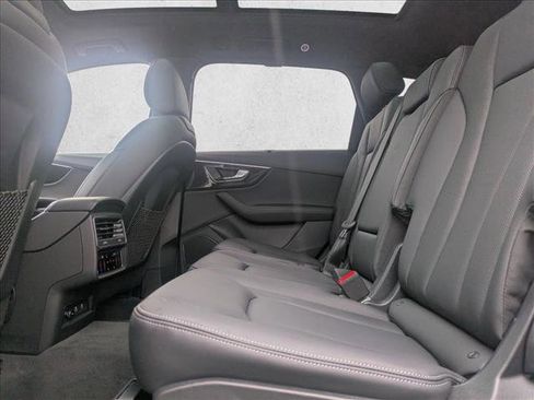 New 2026 Audi Q7 3.0T Premium Plus AWD/4WD image 17