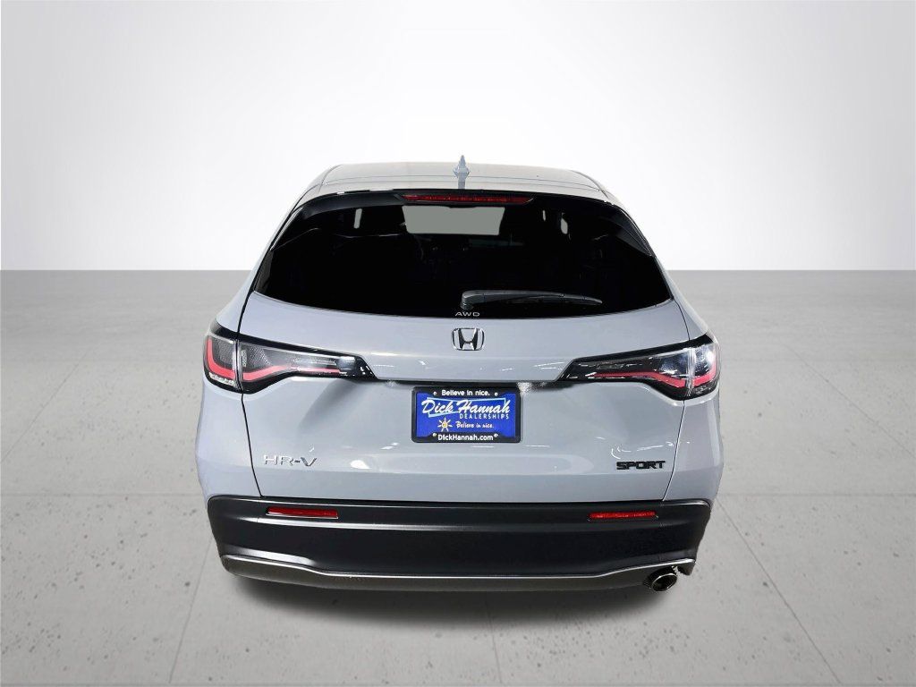 Used 2025 Honda HR-V Sport image 7