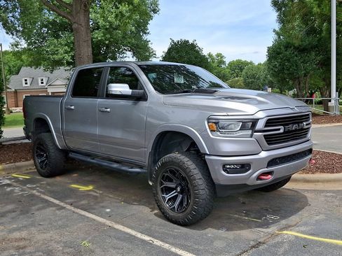 Used 2022 RAM 1500 Laramie w/ Sport Appearance Package AWD/4WD image 2
