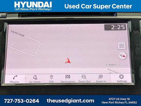 Used 2018 Nissan Rogue SV w/ Premium Package FWD image 26
