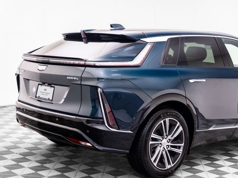 New 2026 Cadillac Lyriq Luxury w/ LPO, Floor Liner Package AWD/4WD image 36