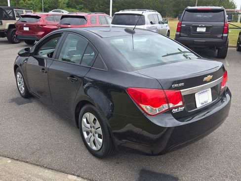 Used 2016 Chevrolet Cruze LS FWD image 10