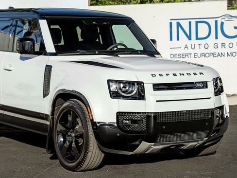 Used 2023 Land Rover Defender 110 V8 image 5