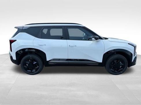 New 2027 Kia Seltos X-Line S w/ X-Line S Premium Package AWD/4WD image 8