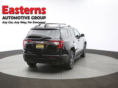 Used 2022 GMC Acadia SLT w/ Technology Package image 43
