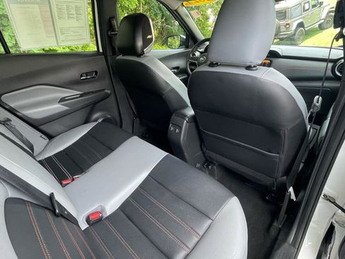 Used 2021 Nissan Kicks SR w/ SR Premium Package FWD image 24
