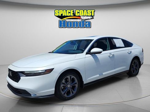 Used 2023 Honda Accord EX image 7