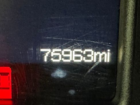 Used 2022 RAM 1500 Classic SLT AWD/4WD image 20
