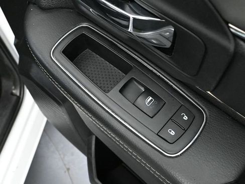 Used 2014 RAM 1500 Sport w/ Sport Premium Group image 40