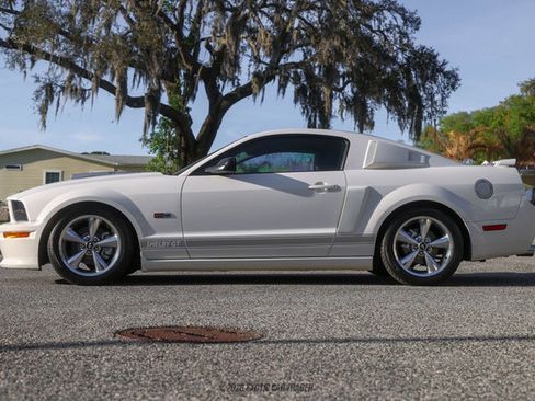 Used 2007 Ford Mustang GT Premium image 3