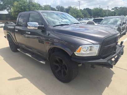 Used 2016 RAM 1500 Laramie w/ Convenience Group