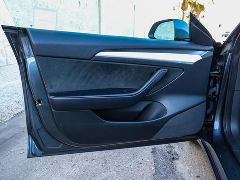 Used 2022 Tesla Model 3 Base image 22