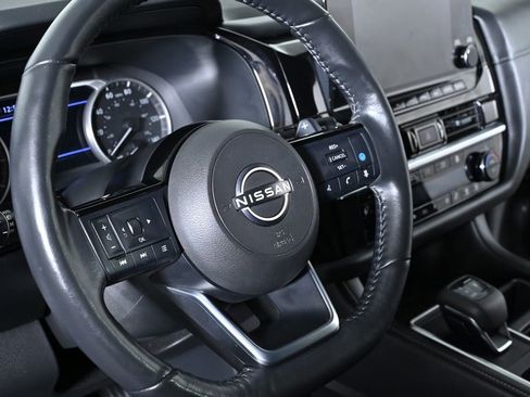 Certified 2024 Nissan Pathfinder SL image 13