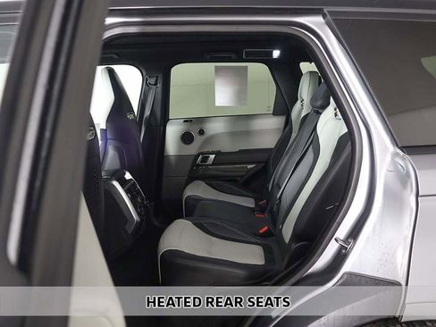 Used 2022 Land Rover Range Rover Sport SVR image 11