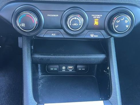 Used 2021 Kia Forte LXS image 12