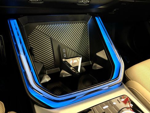 Used 2025 BMW X3 M50 w/ Premium Package image 30