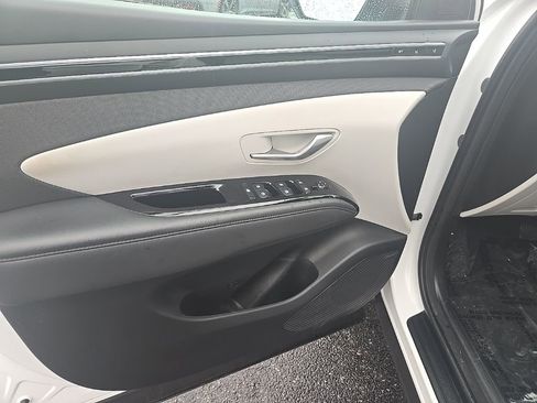 Used 2024 Hyundai Tucson Limited image 10
