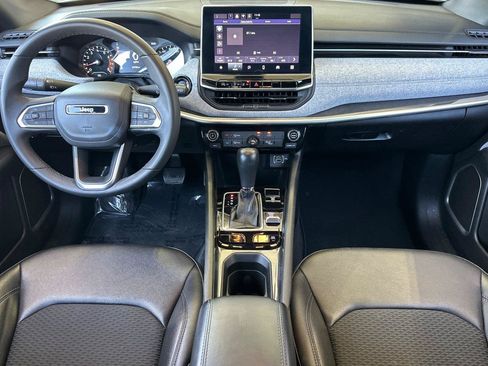 Certified 2024 Jeep Compass Latitude AWD/4WD image 13