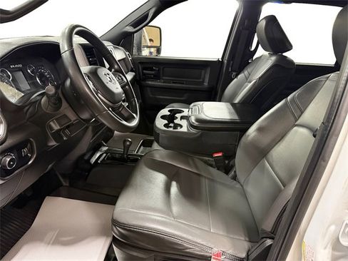 Used 2024 RAM 2500 Tradesman w/ Protection Group image 9