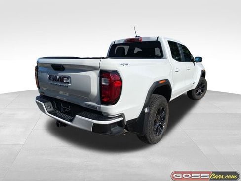 Used 2024 GMC Canyon Elevation w/ Trailering Package AWD/4WD image 3