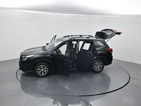 Used 2024 Subaru Forester Premium AWD/4WD image 51
