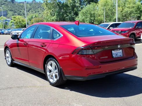 Used 2023 Honda Accord LX image 7