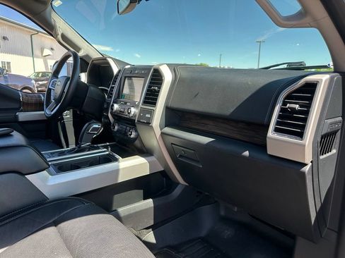 Used 2018 Ford F150 Lariat w/ Equipment Group 502A Luxury AWD/4WD image 29