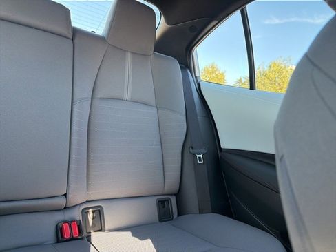 Certified 2025 Toyota Corolla SE image 23