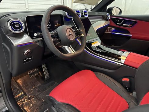 New 2026 Mercedes-Benz GLC 300 image 9