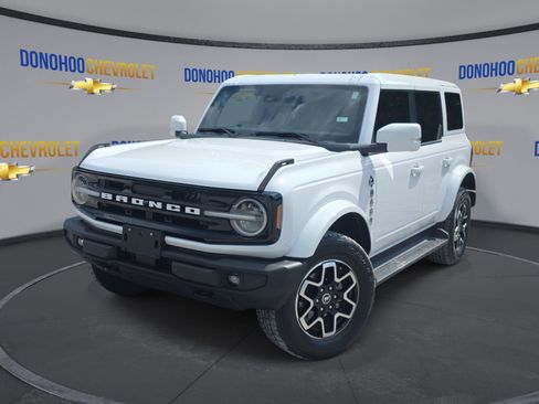 Used 2025 Ford Bronco Outer Banks AWD/4WD image 4