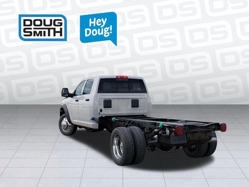 New 2026 RAM 5500 Tradesman AWD/4WD image 3